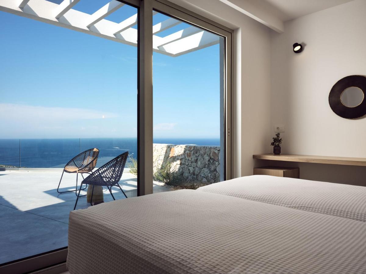 Etheria Luxury Villas & Suites アギオス・ニコラオス エクステリア 写真